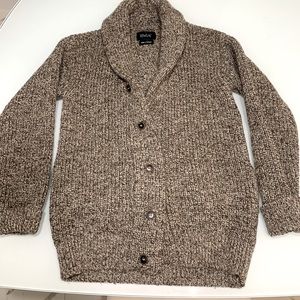 100% Irish Wool Man Cardigan